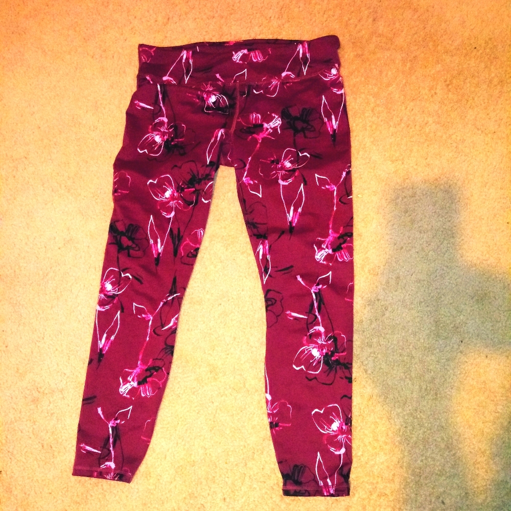 Workout leggings size medium